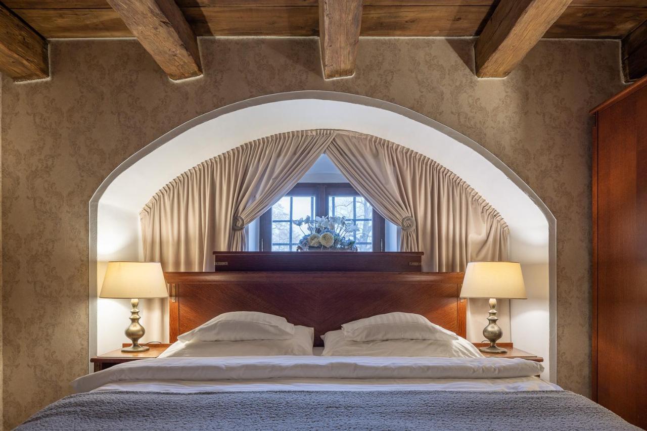 Pytloun Chateau Hotel Ctenice プラハ エクステリア 写真