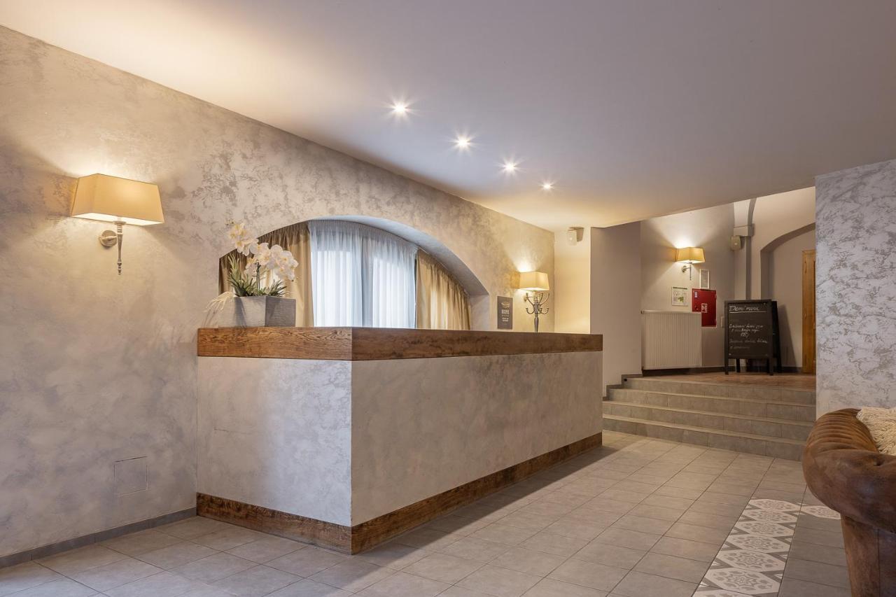 Pytloun Chateau Hotel Ctenice プラハ エクステリア 写真
