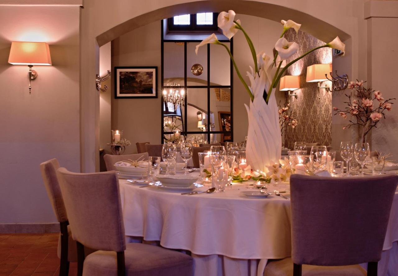 Pytloun Chateau Hotel Ctenice プラハ エクステリア 写真