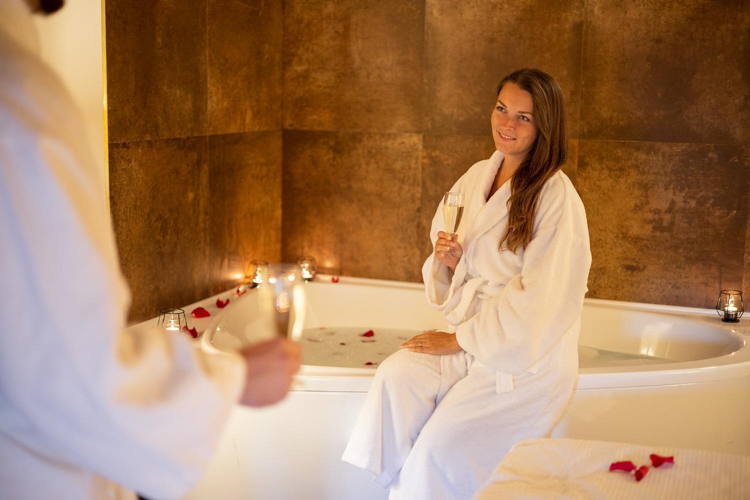 Pytloun Chateau Hotel Ctenice プラハ エクステリア 写真